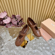 Miu Miu flat shoes